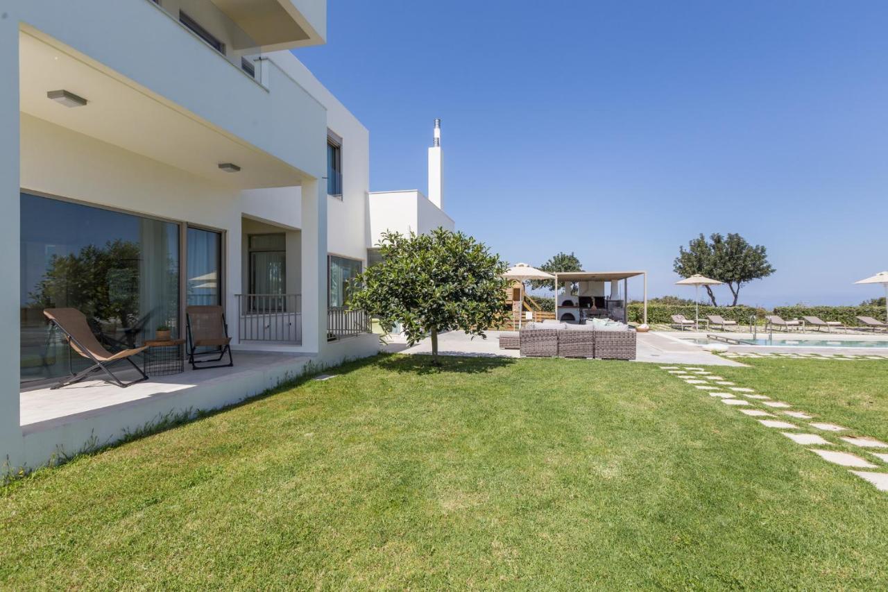 Lux Villa Mia With Heated Pool, 2Km To Beach & Childrens Area! Mikro Metochi Exterior foto