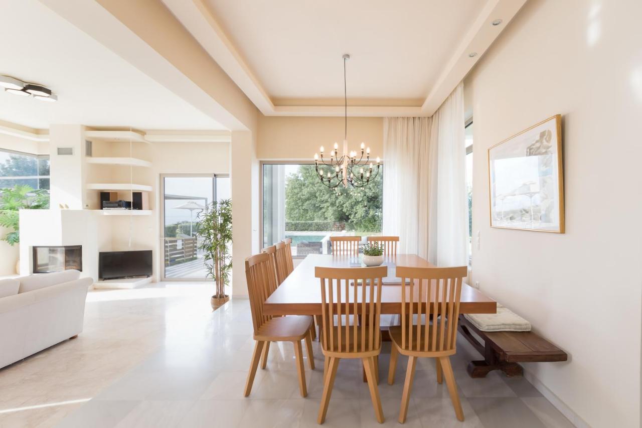 Lux Villa Mia With Heated Pool, 2Km To Beach & Childrens Area! Mikro Metochi Exterior foto