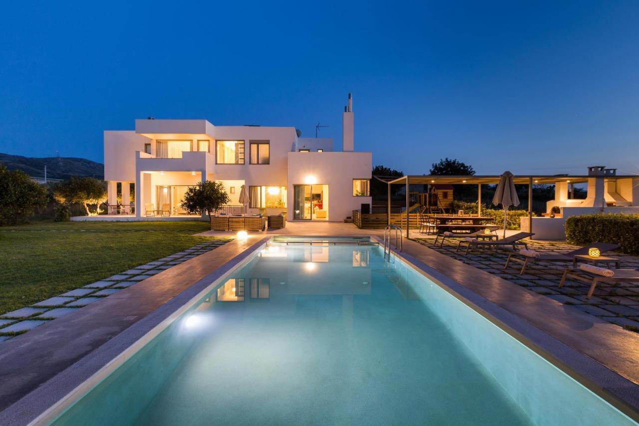 Lux Villa Mia With Heated Pool, 2Km To Beach & Childrens Area! Mikro Metochi Exterior foto